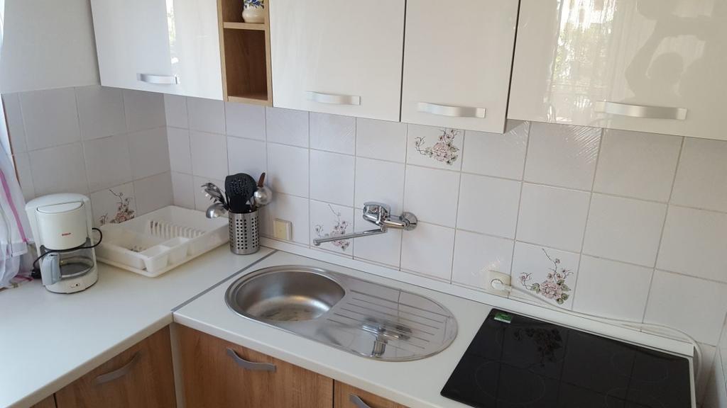 Apartmani Sofia Njivice Ngoại thất bức ảnh
